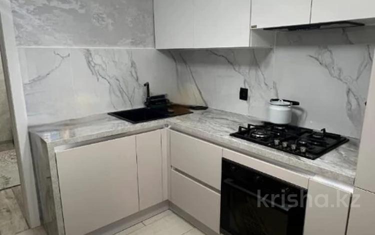 3-комнатная квартира · 66.8 м² · 1/5 этаж, мкр 4 за 25.5 млн ₸ в Уральске — фото 2