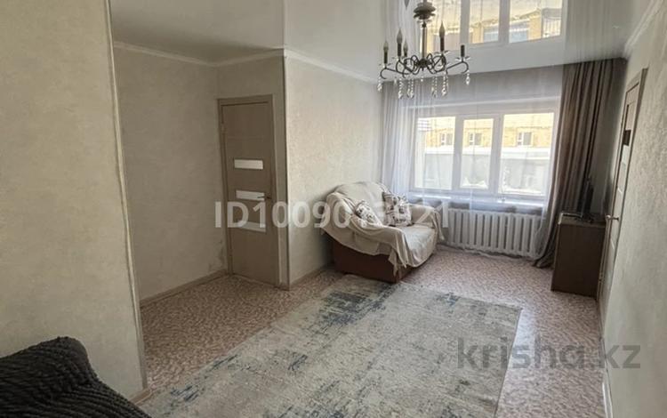 2-бөлмелі пәтер · 43 м² · 2/5 қабат, Р.Кошкарбаева 147, бағасы: 180 000 ₸ в Семее — фото 2