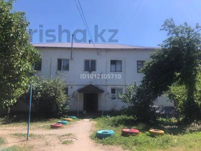 1-бөлмелі пәтер · 33 м², Айтеке би 94А, бағасы: 5 млн ₸ в Актобе, мкр. Курмыш