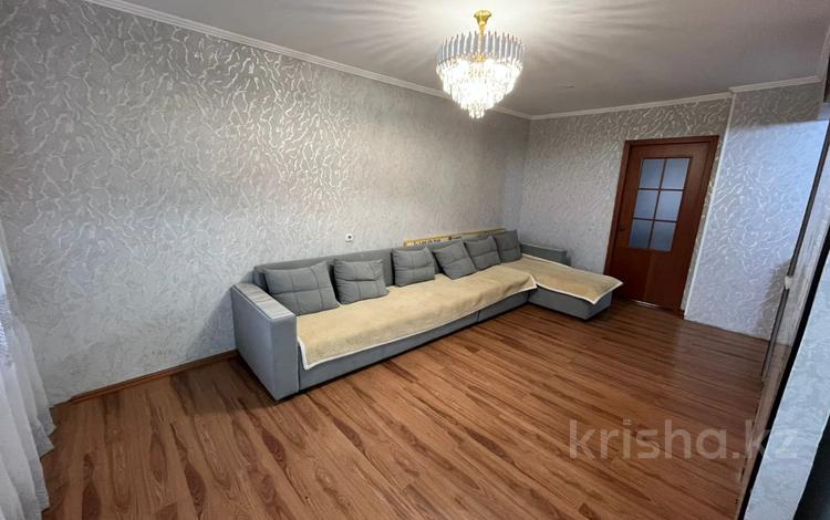 2-бөлмелі пәтер · 45 м² · 3/5 қабат, Михаэлиса 15а, бағасы: 18.5 млн ₸ в Усть-Каменогорске — фото 3