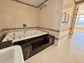4-комнатная квартира · 220.4 м² · 10/21 этаж, Аскарова 8 за 230 млн ₸ в Алматы, Ауэзовский р-н — фото 17
