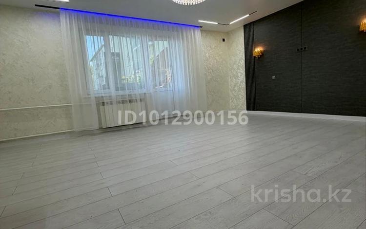 3-комнатная квартира · 65 м² · 2/2 этаж, 2 мик. 7 за 25 млн ₸ в Чапаево — фото 2