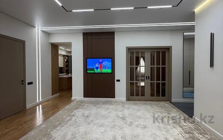 4-бөлмелі пәтер · 180 м² · 2/13 қабат, 16-й мкр 84, бағасы: 82 млн ₸ в Актау — фото 2