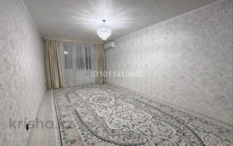 2-бөлмелі пәтер · 65 м² · 5/10 қабат, Набережная 84а — Садик,школа, супермаркет все есть, бағасы: 19.5 млн ₸ в Актобе, мкр. Курмыш — фото 2