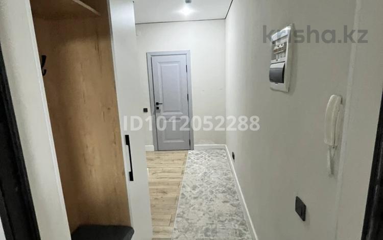 1-бөлмелі пәтер · 42 м² · 2/14 қабат, Мкр. Шымсити блок5, бағасы: 25.5 млн ₸ в Шымкенте, Каратауский р-н — фото 11