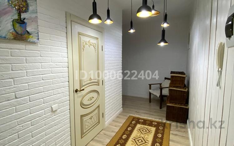 3-бөлмелі пәтер · 101 м² · 4/5 қабат, мкр. Алтын орда 9/1, бағасы: 40 млн ₸ в Актобе — фото 2