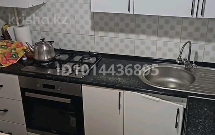 2-комнатная квартира · 43 м² · 5/9 этаж, 14-й мкр 33А — ТРК Астана за 12 млн ₸ в Актау — фото 2