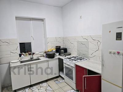 Дом · 5 комнат · 120 м², Дуйсенгалиева,14 — Между Жарбосынова и Кулманова за 40 000 ₸ в Атырау