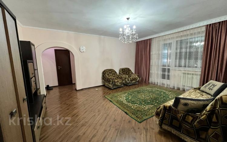 2-бөлмелі пәтер · 57 м² · 8/9 қабат, мкр Самал-2 23, бағасы: 55 млн ₸ в Алматы, Медеуский р-н — фото 2