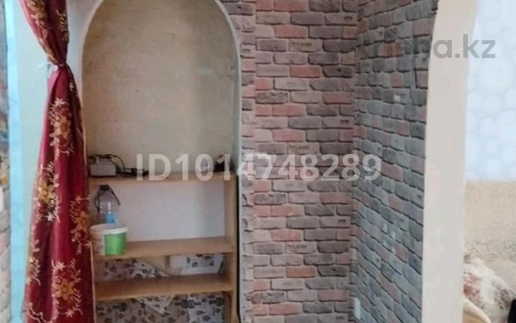 2-комнатная квартира · 45 м² · 2/2 этаж, мкр Новый Город, Ермекова 40 — квартира находится центре города за 19.5 млн ₸ в Караганде, Казыбек би р-н — фото 2