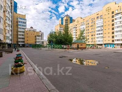 2-комнатная квартира · 110 м² · 11/14 этаж, Абая 63 — ул. Валиханова за 45 млн 〒 в Астане, р-н Байконур