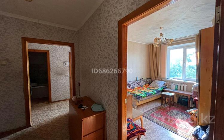 2-комнатная квартира · 50.4 м² · 3/5 этаж, улица 40 лет Экибастуза 41 за 10.5 млн ₸ — фото 2