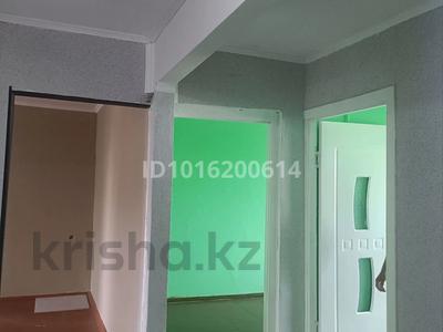 4-комнатная квартира · 70 м² · 4/5 этаж, Төле би — Капал батыра за 100 000 ₸ в Ленгере