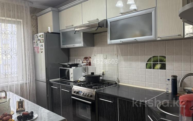 2-комнатная квартира · 70 м² · 3/9 этаж, мкр Акбулак 33 за 40 млн ₸ в Алматы, Алатауский р-н — фото 2