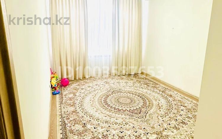 2-комнатная квартира · 68 м² · 8/9 этаж, мкр Нурсая за 25 млн ₸ в Атырау — фото 2