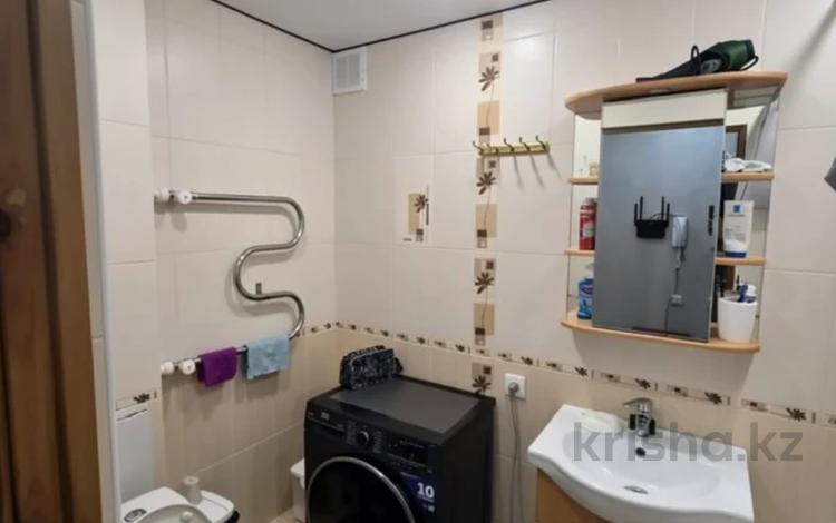 1-комнатная квартира · 31 м² · 3/5 этаж, абая за 11 млн ₸ в Актобе — фото 2