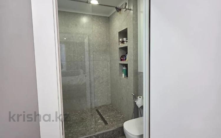 4-комнатная квартира · 137 м² · 2/12 этаж, Тургут Озала за 143 млн ₸ в Алматы, Алмалинский р-н — фото 2