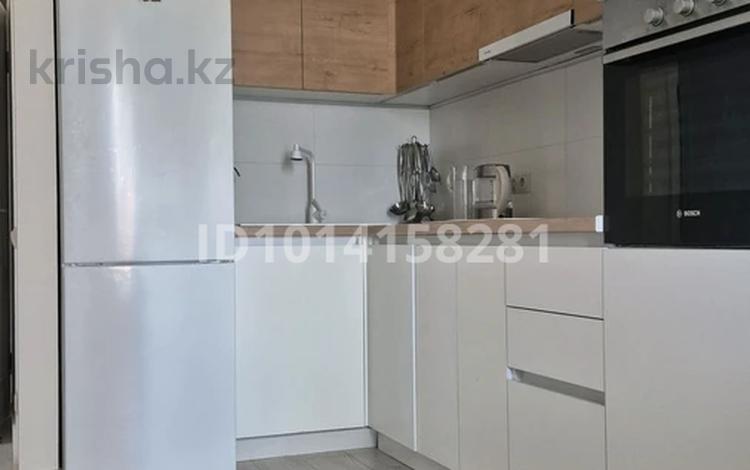 3-комнатная квартира · 62 м² · 8/9 этаж, мкр Думан-2, Мкрн Думан-2 57/2 за 53.5 млн ₸ в Алматы, Медеуский р-н — фото 3