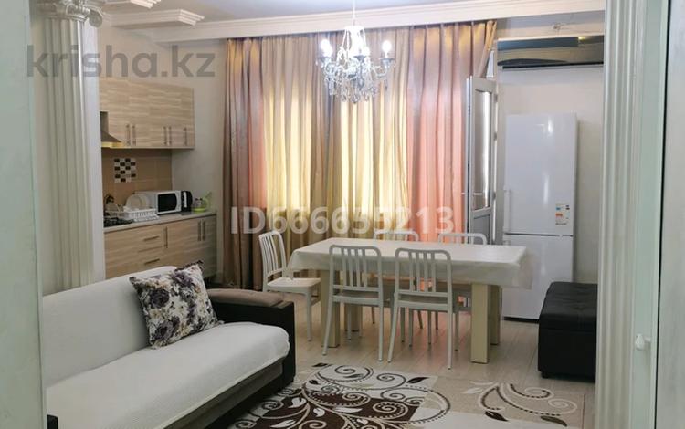 3-комнатная квартира, 76 м², 9/11 этаж посуточно, Кунаева 36 за 25 000 〒 в Шымкенте, Аль-Фарабийский р-н — фото 18