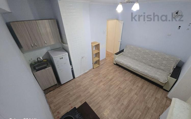1-бөлмелі пәтер · 35 м² · 5/5 қабат, Кабанбай батыра — Байзакова, бағасы: 10 000 ₸ в Алматы, Алмалинский р-н — фото 4