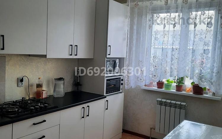 2-комнатная квартира, 55.9 м², 8/9 этаж, Асыл Арман — В сторону Каскелена, после рынка Алтын орда за 24 млн 〒 в Иргелях — фото 6