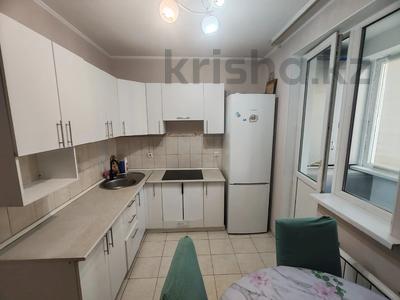 2-комнатная квартира · 60 м² · 8/12 этаж, мкр Дарабоз 43 за 300 000 ₸ в Алматы, Алатауский р-н