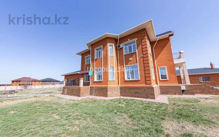 Отдельный дом · 6 комнат · 467.5 м² · 36 сот., Мкр 3, 43 за 299 млн ₸ в  — фото 2