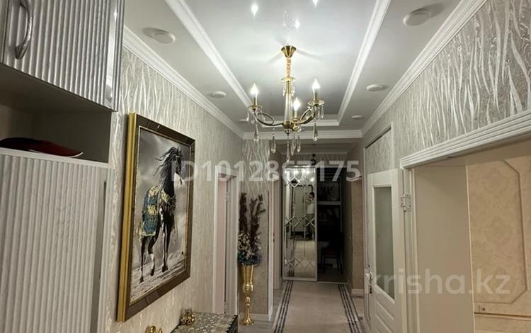 3-комнатная квартира · 124 м² · 5/5 этаж, 16-й мкр , 16-ш/а. 86/1 за 50 млн ₸ в Актау — фото 2