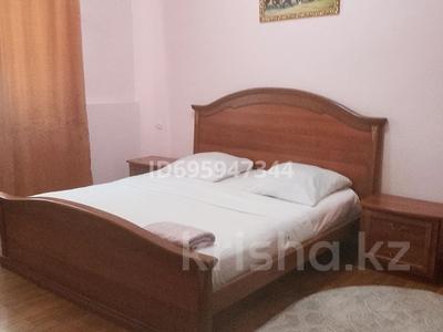 3-комнатная квартира · 72 м² · 2/5 этаж, Площадь Альфараби 4 — Б.Момышулы за 20 000 ₸ в Шымкенте, Аль-Фарабийский р-н