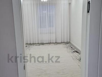 3-комнатная квартира, 123.5 м², 10/10 этаж, 18А мкр 5 за 48 млн 〒 в Актау, 18А мкр