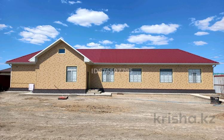 Отдельный дом · 3 комнаты · 140 м² · 9 сот., мкр Самал, Самал- мкр 72 за 37 млн ₸ в Атырау — фото 4