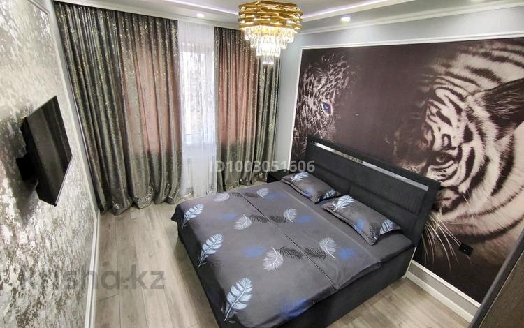 2-комнатная квартира · 60 м² · 12/12 этаж, мкр Акбулак, Дарабоз 85 — На против "АлматыАрена" по ул Момышулы за 25 000 ₸ в Алатауский р-н — фото 2