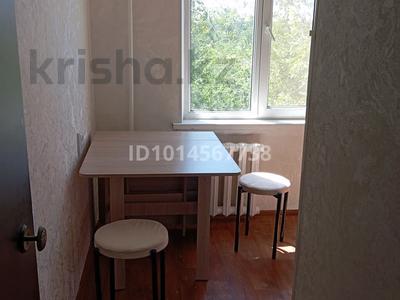 3-комнатная квартира · 60 м² · 4/5 этаж, Мкн Самал 5 дом 24 кв 16 за 140 000 ₸ в Талдыкоргане, мкр Самал