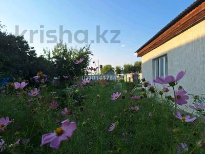Отдельный дом · 3 комнаты · 50 м² · 6 сот., мкр Мясокомбинат, 13 школа за 18 млн ₸ в Уральске