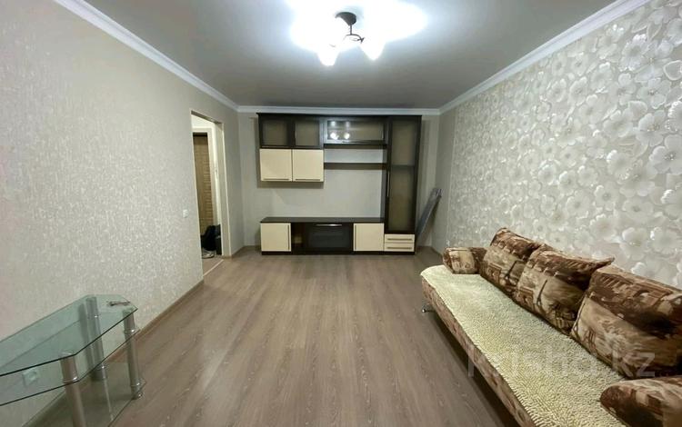1-комнатная квартира, 35 м², 5/5 этаж помесячно, Батыр-баян за 130 000 〒 в Петропавловске — фото 2