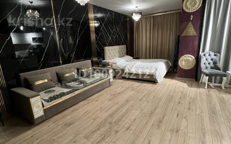 1-комнатная квартира · 37 м² · 1/14 этаж, Муканова за 12 000 ₸ в Караганде, Казыбек би р-н — фото 18