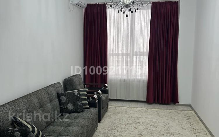 2-комнатная квартира · 73.5 м² · 7/10 этаж, Байтерекова 2 б за 300 000 ₸ в Шымкенте, Аль-Фарабийский р-н — фото 2