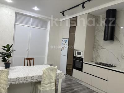 3-комнатная квартира · 150 м² · 1/4 этаж, мкр Ак Шагала, 2 84 за 450 000 ₸ в Атырау