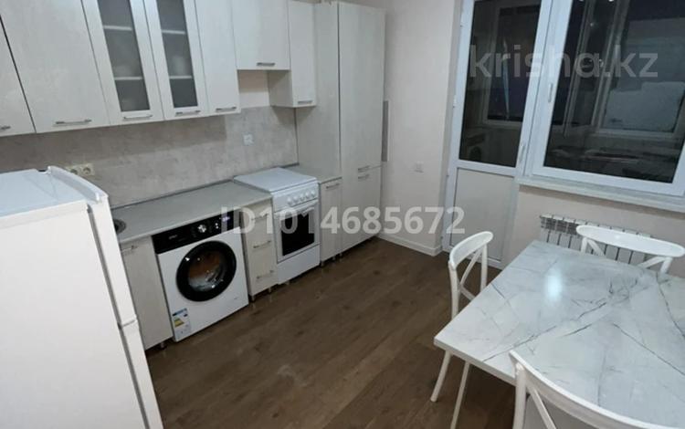 1-комнатная квартира · 40 м² · 2/9 этаж, мкр Нуркент, Рыскулова-Момышулы 74 — Рыскулова-Момышулы за 190 000 ₸ в Алматы, Алатауский р-н — фото 2
