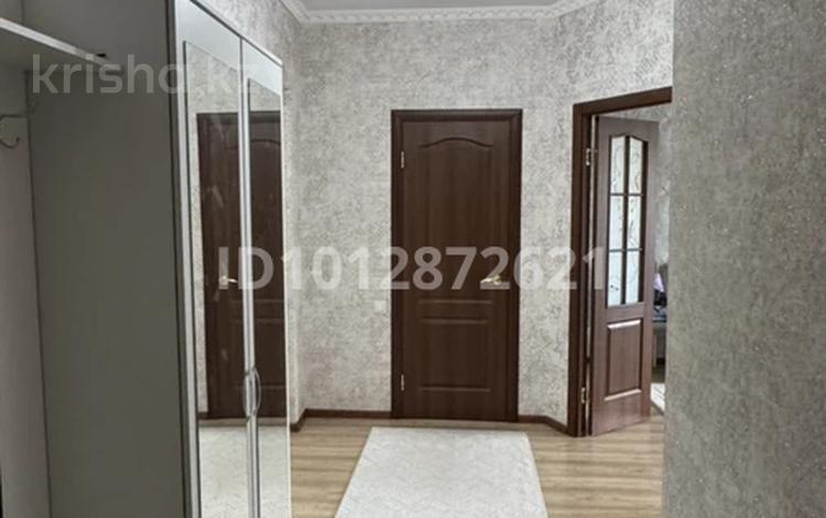 2-бөлмелі пәтер · 75 м² · 2/10 қабат, Сембинова 10/4 — Абая Сембинова, бағасы: 34.4 млн ₸ в Астане, р-н Байконур — фото 2