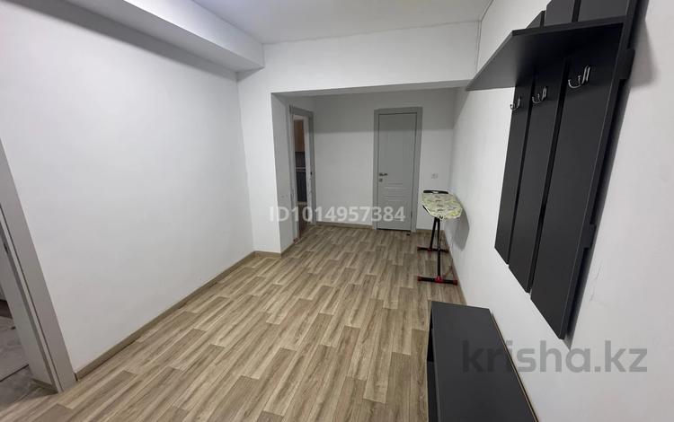 2-бөлмелі пәтер · 80 м² · 2/5 қабат, 5 микрорайон 53 — 5 микрорайон 53 дом напротив заправки Sinoole, бағасы: 35 млн ₸ в Конаеве — фото 2