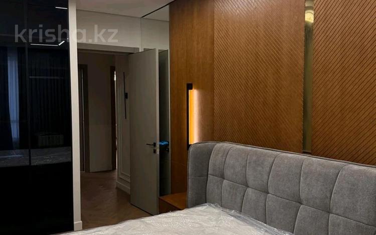 2-комнатная квартира · 80 м² · 5 этаж, мкр Нурсат 2, Аргынбекова — Шаяхметова за 400 000 ₸ в Шымкенте, Каратауский р-н — фото 2
