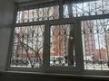 3-комнатная квартира · 86.2 м² · 1/5 этаж, мкр Омега, Молдашева 39 за 25.9 млн ₸ в Уральске — фото 4