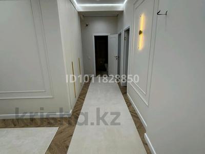 4-бөлмелі пәтер · 122 м² · 4/5 қабат, мкр Самал, Мкрн Самал 60/5, бағасы: 60 млн ₸ в Атырау