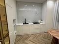 4-бөлмелі пәтер · 122 м² · 4/5 қабат, мкр Самал, Мкрн Самал 60/5, бағасы: 60 млн ₸ в Атырау — фото 8
