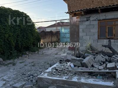 Жеке үй · 3 бөлме · 80 м² · 4 жүзд., 1й переулок Узбекская 11, бағасы: 19 млн ₸ в Таразе