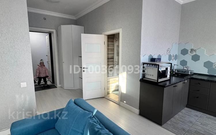 1-комнатная квартира · 43 м² · 5/9 этаж, Аль-Фараби за 200 000 ₸ в Астане, Есильский р-н — фото 2