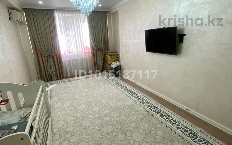1-комнатная квартира · 47 м² · 4/9 этаж, мкр Береке 37 за 16 млн ₸ в Атырау — фото 9