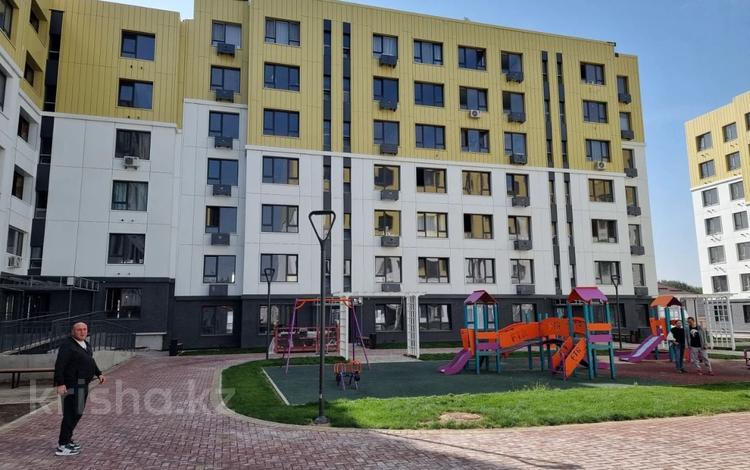 2-комнатная квартира, 66.7 м², 2/7 этаж, Райымбек батыра