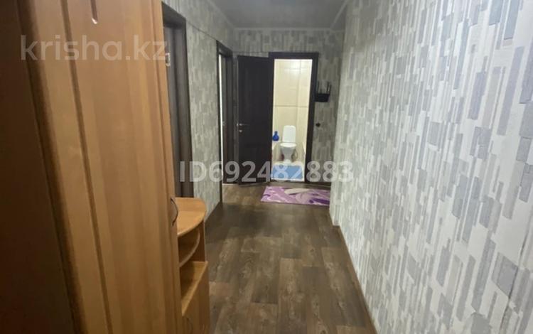 2-комнатная квартира, 70 м², 4/9 этаж помесячно, мкр Кунаева 58